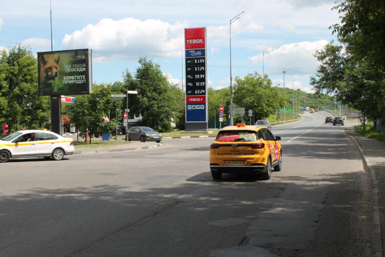 CB87 г. Химки, ул. Библиотечная, д.38 (напротив), 30 м до поворота на ул. Совхозная, микрорайон Левобережный, Б (5)